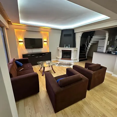 Villa Goerkem Suits & *