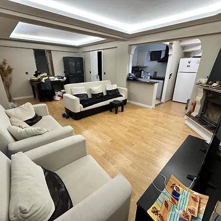 Vila Goerkem Suits &