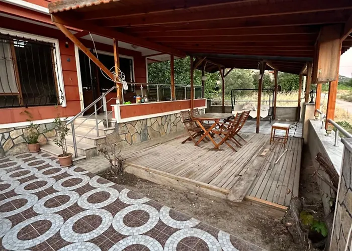 Villa Goerkem Suits & *